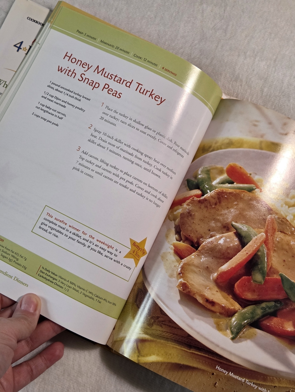Betty Crocker 4-Ingredient Dinners: Prep in Minutes, Make It Delicious, Easy - Picture 5 of 5